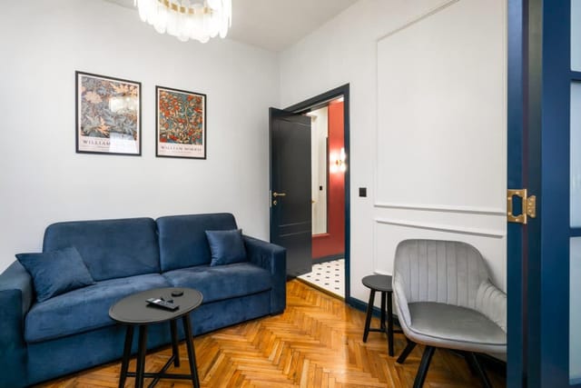 Royal Retreat - Your central designer spot