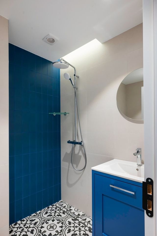 Aviva Living - Big Studio