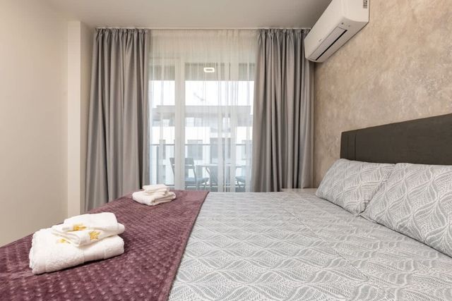 Casa Moderna  Stylish 1BD in South Plovdiv