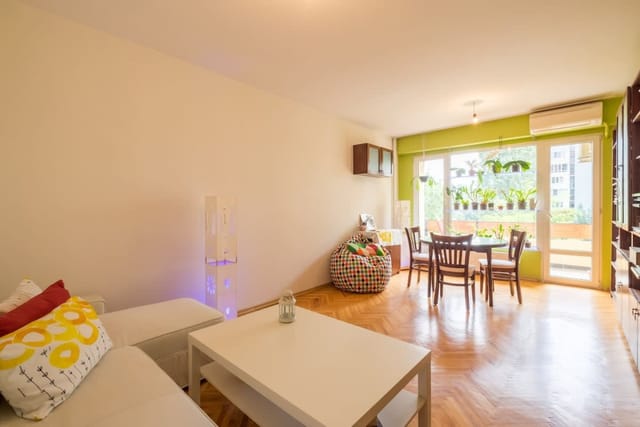 Beautiful Flat in Central Location