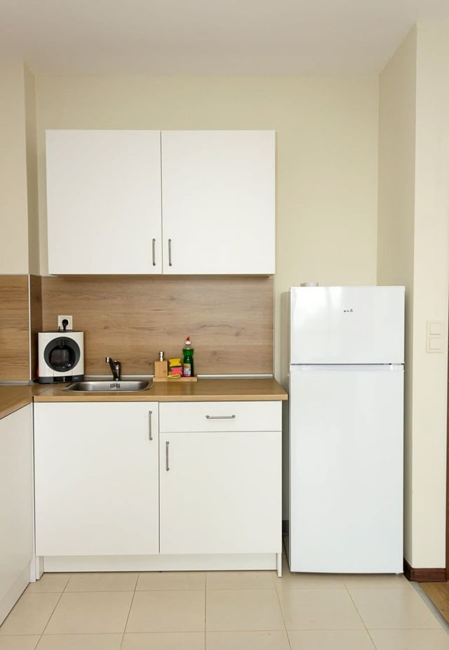 Cozy 1BD Flat in Golden Sands with All You Need