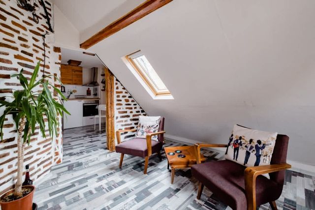 Gramophone off Vitosha Blvd: the Rhythm of Sofia