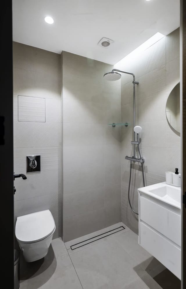 Aviva Living - 2BD Apartment With Free Parking