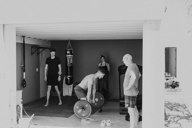 Casa da Volta — Contemporary Walled Villa with Courtyards & Exceptional Natural Light