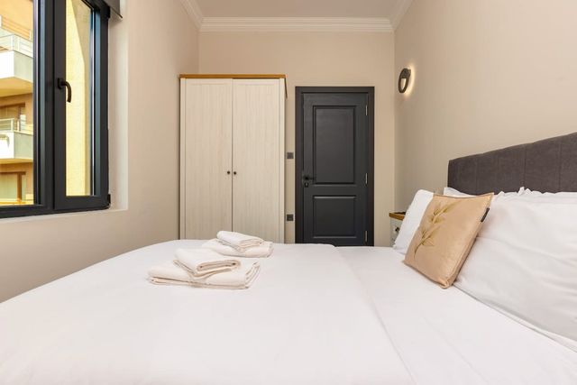 Central Apartments with Garden view - Apt No. 4