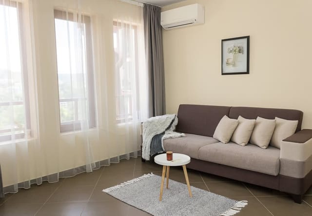 Balchik Garden Palace  2BD Flat with Balcony - Photo 2