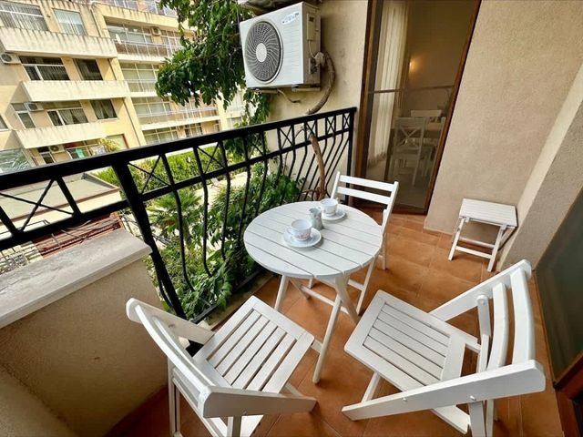 Cozy apartment for 7 people in Cascadas