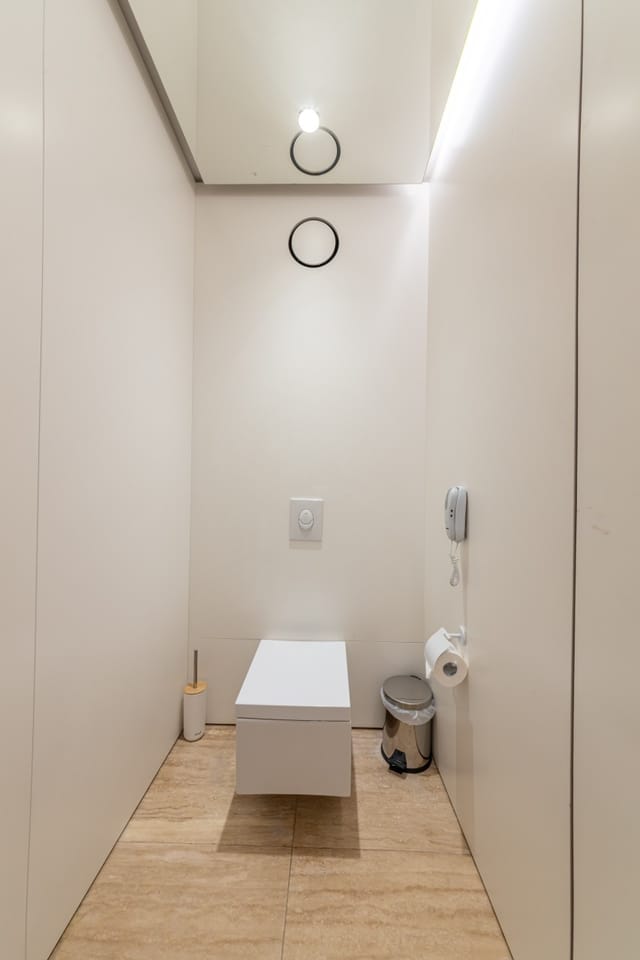 Corner Penthouses: Sunset & Sunrise in The Flamingo Grand Hotel