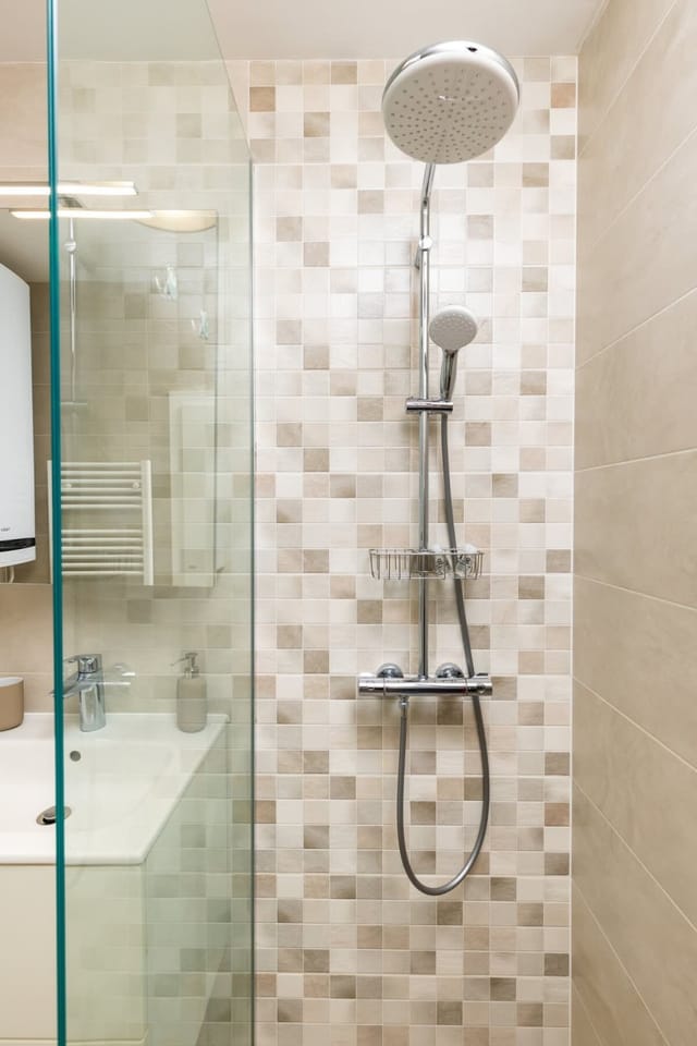 Bright and Cozy 1BD Flat in Plovdiv with Parking