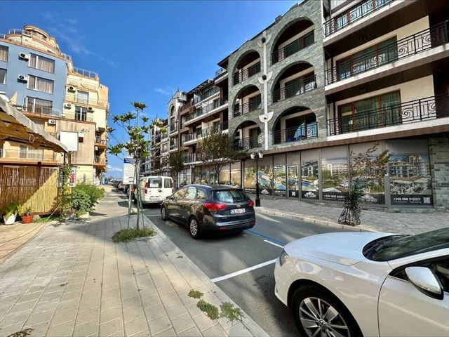 Family studio in Pomorie Bay