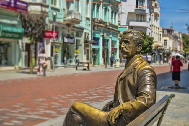 Black Sea 2bdrm Central Apartment