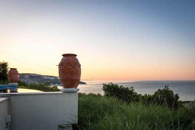 Hacienda Del Sol | Heated Pool