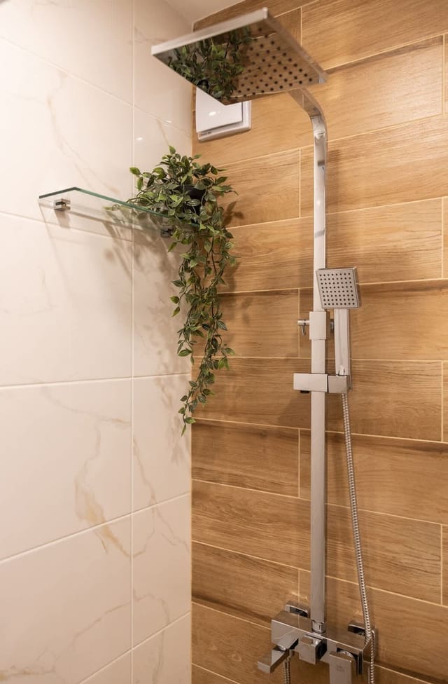 Luxury Studio Living with Top Location