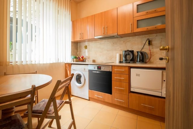 The Rocky House - Central & Private 2BDR