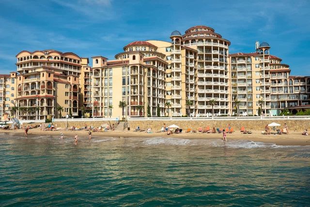 Atrium Exclusive Sea View Apartment