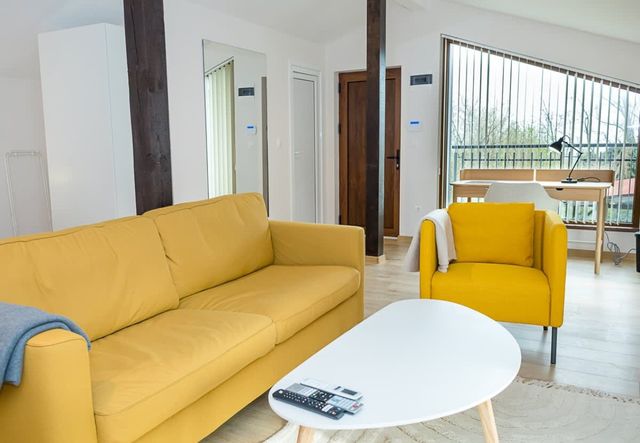 Private Villa with 5BD, Pool & Stunning Sea Views