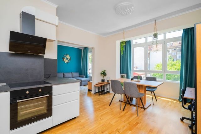 Spacious 2BD Near NDK with WorkSpace - Photo 3