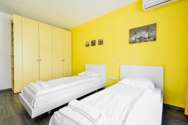 Joy Apartment – Stylish 2BD in Oborishte - Photo 4