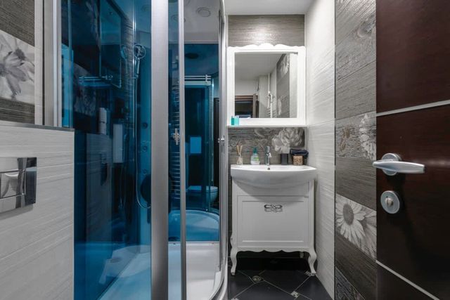 Elegant 1-BD in Lozenets, Prime Sofia Location