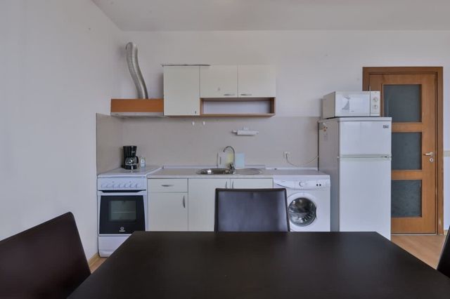 One-Bedroom Maisonette with Spacious Terrace