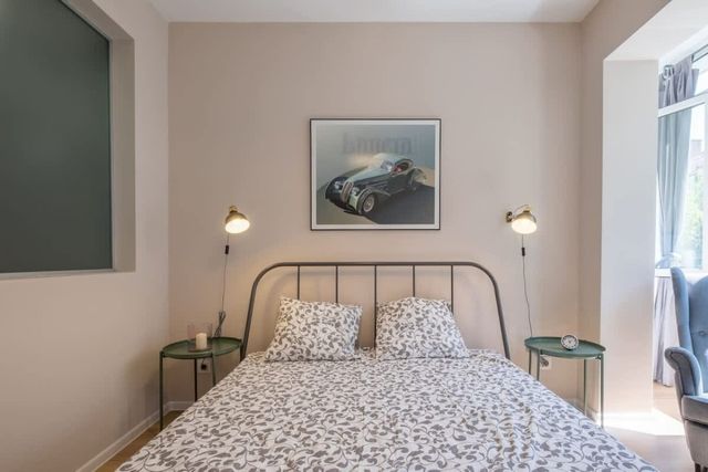 Enjoy The Ride | 2-BDR Lozenec Central Apartment