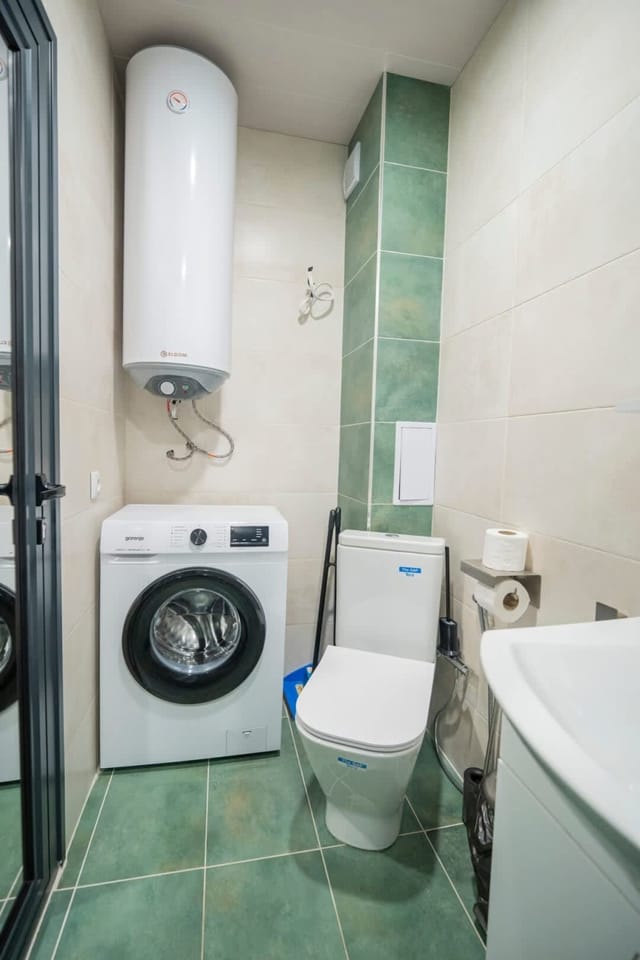 Modern Seaview Central Apartment in Sarafovo