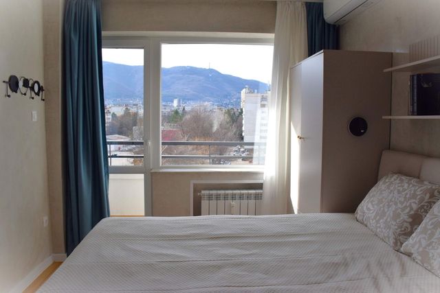 Bright & Cozy 1-Bedroom with Stunning Vitosha View