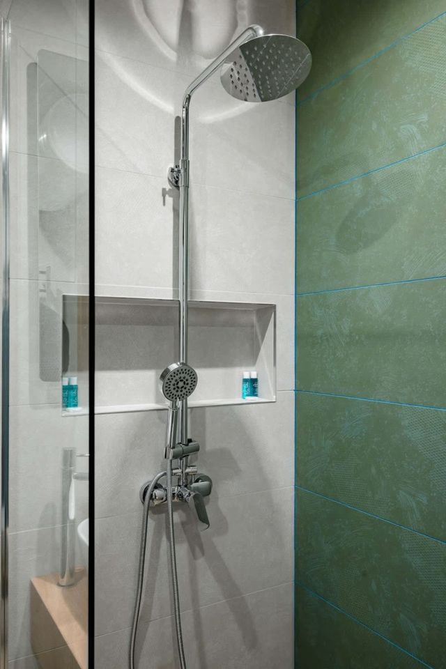 Green Haven Under the Roof