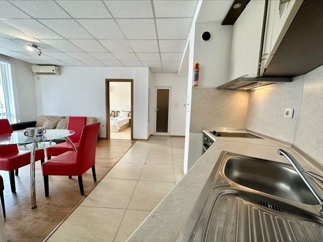 Cozy  Sunny Beach Hills - 2 bedrooms for 5 people