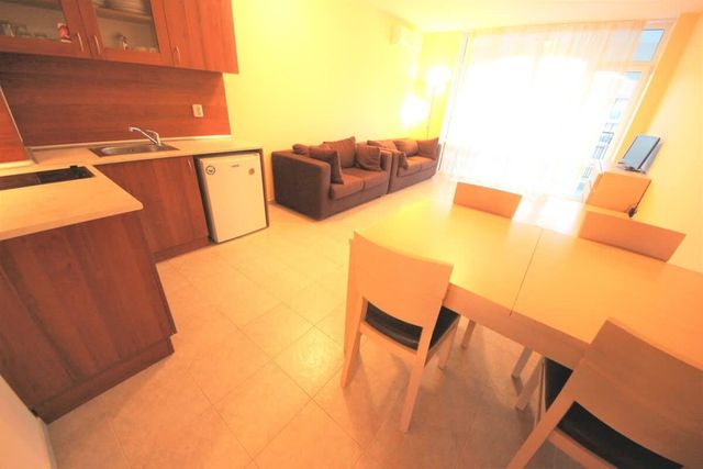 Cozy Karolina  Big Apartament with Pool View