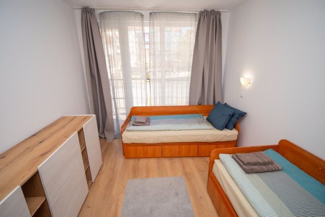 Spacious 2BD Apart. Walk to City Centre