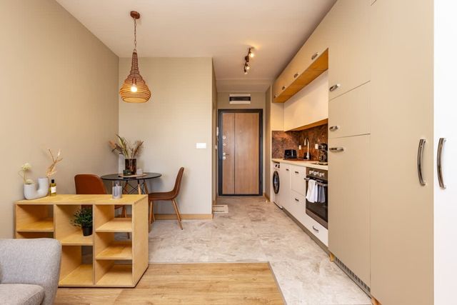 Plaza Nest - Cozy Studio Apartment