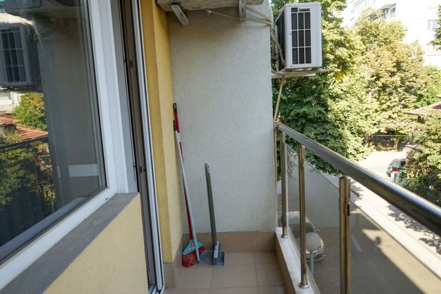 Comfortable 2BR Urban Getaway in City Center