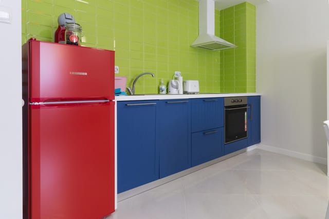 Pop your C-o-l-o-r-s - Funky and Modern 1BDR. Apt.