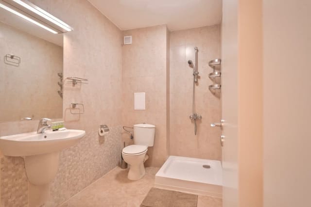 South Park, Vitosha View, 2-BDR, 2-BTHR Apartment