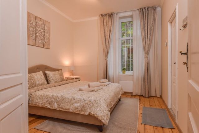 Spacious 2BD/2BA Flat near Serdika Metro & History