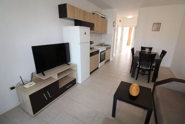 Cozy Kavaci Apartment with Garden View