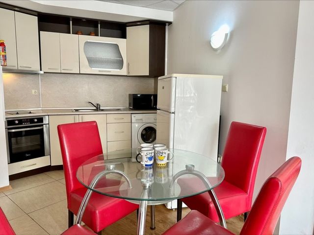 Cozy  Sunny Beach Hills - 2 bedrooms for 5 people