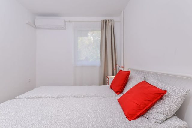 Eleganto - Central 2BD Stylish Apartment