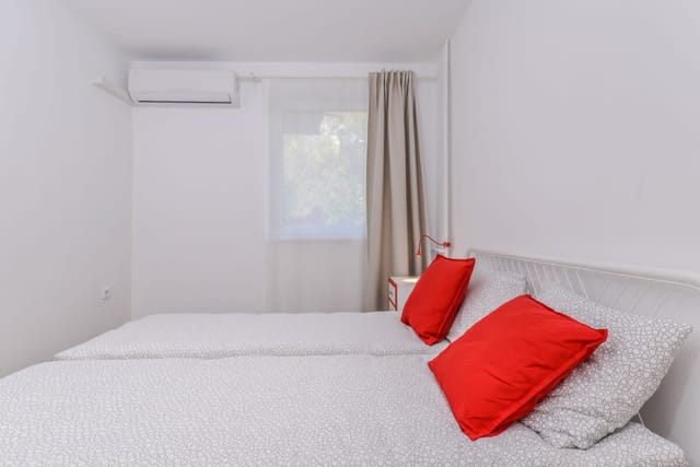 Eleganto - Central 2BD Stylish Apartment