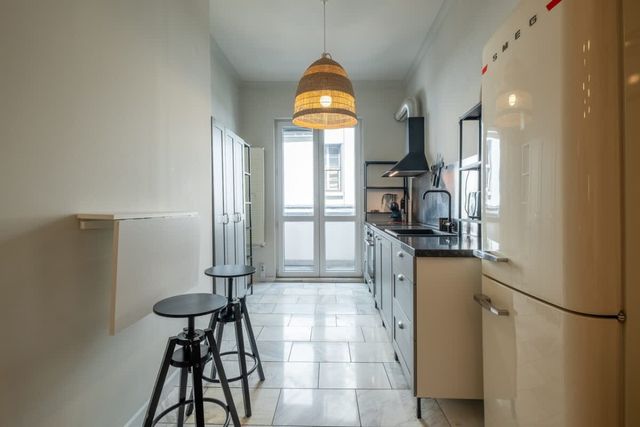 Spacious 2BD Flat | Central Location & 2 Balconies