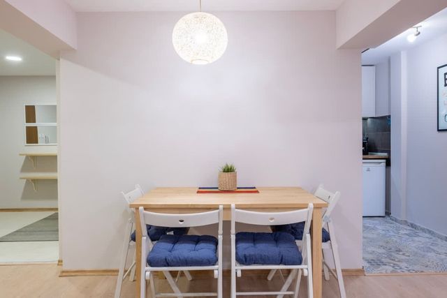 Central & Beautiful Apartment - Perfect Location