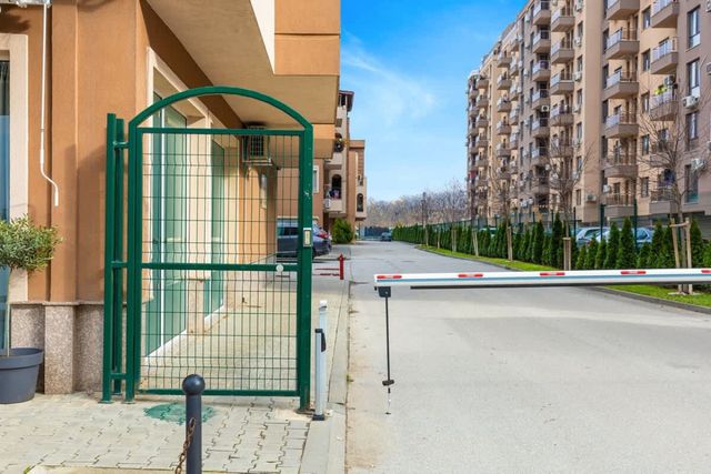 Bright & Cozy 1BD Flat with a Terrace and Parking