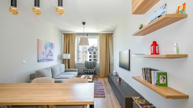 Simon's Apartment - 1BDR at Cherkovna Residence