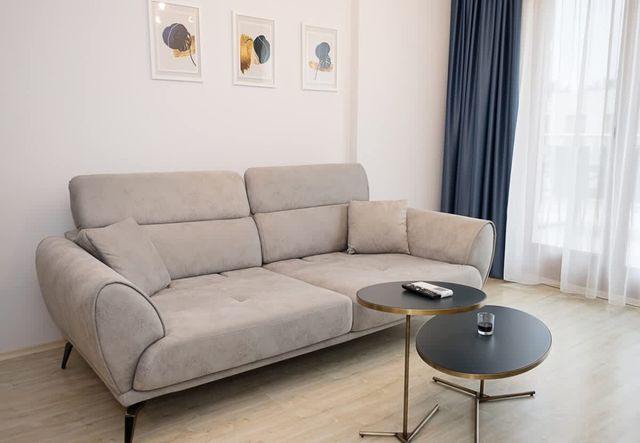 Moonlight Terrace – Panoramic Views, Luxe Comfort