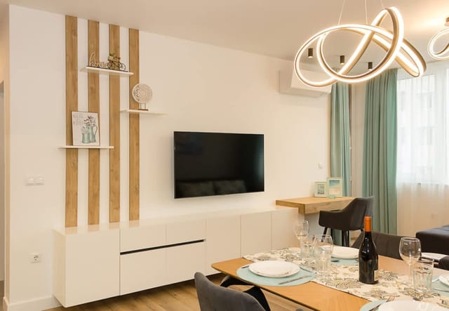 Modern Seaside Retreat 1BD Apartments - Photo 3