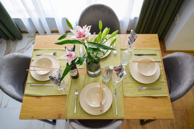 City Center Charm: 2BR Apartment