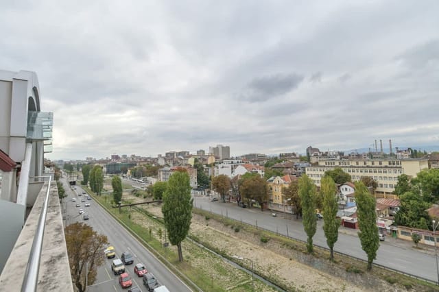 One-Bedroom Maisonette with Spacious Terrace