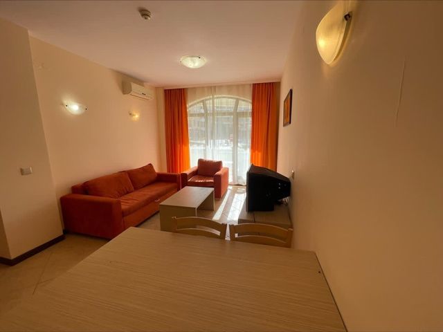 Cozy 1 bedroom apartment in Royal Sun