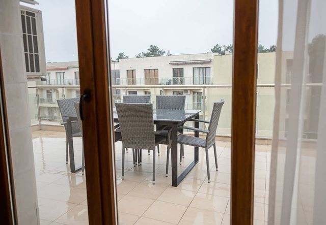 Moonlight Terrace – Panoramic Views, Luxe Comfort